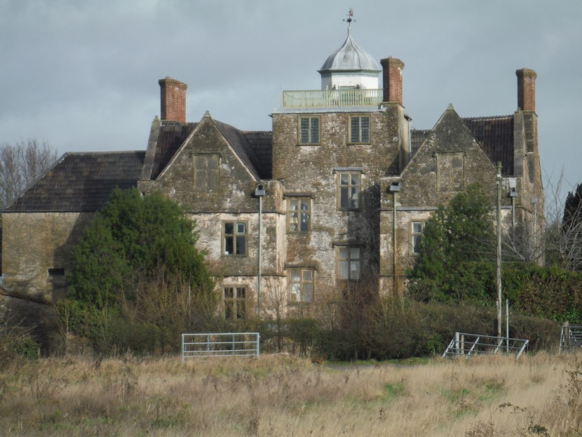 Naas Manor